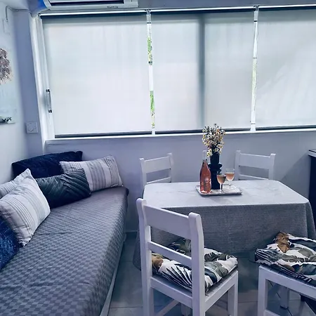 Апартаменты Nona's House 1bd With A Garden In The Center By Mana Gers *